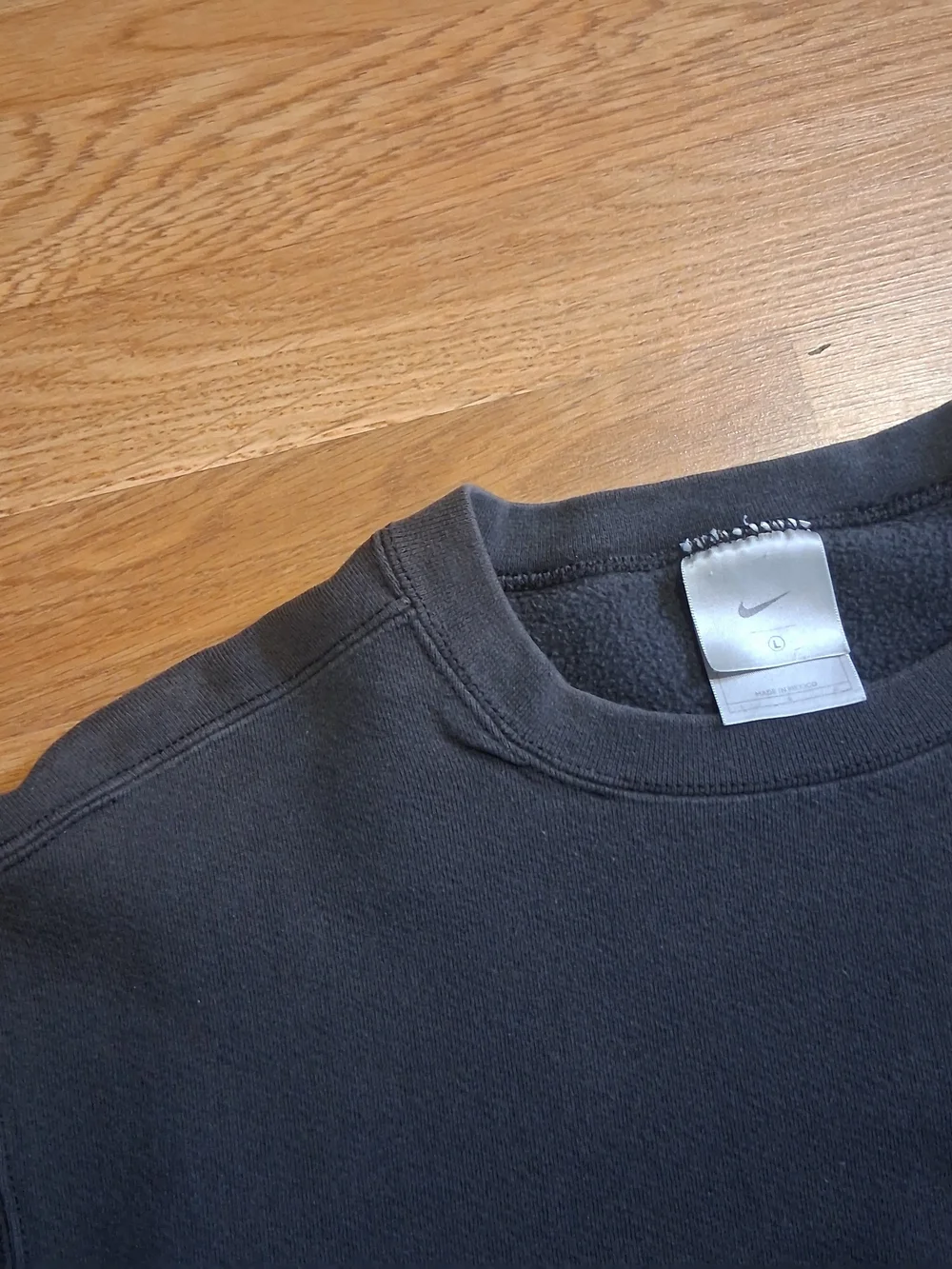 Nike Men's Black Crewneck Sweatshirt